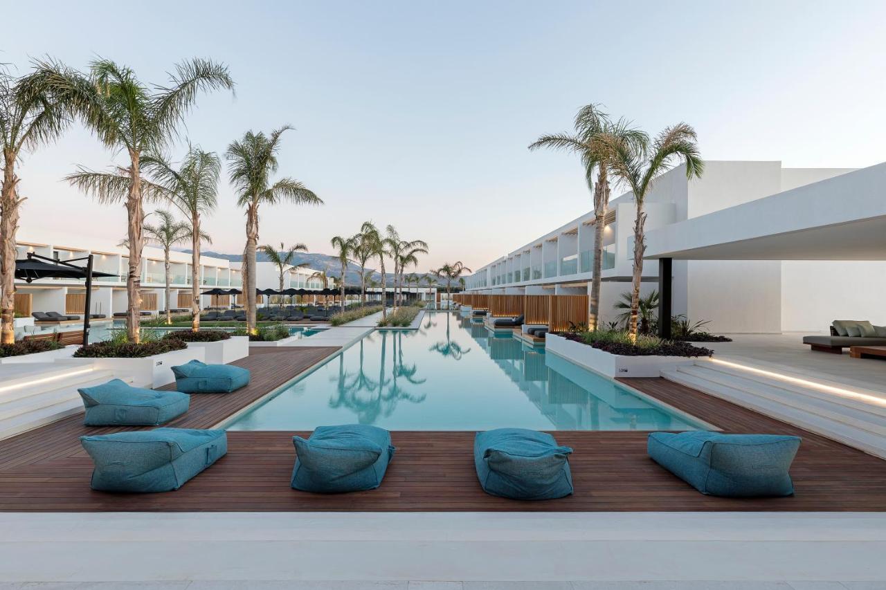 D' Andrea Lagoon All Suites - Adults Only 마르마리 외부 사진 The hotel's pool