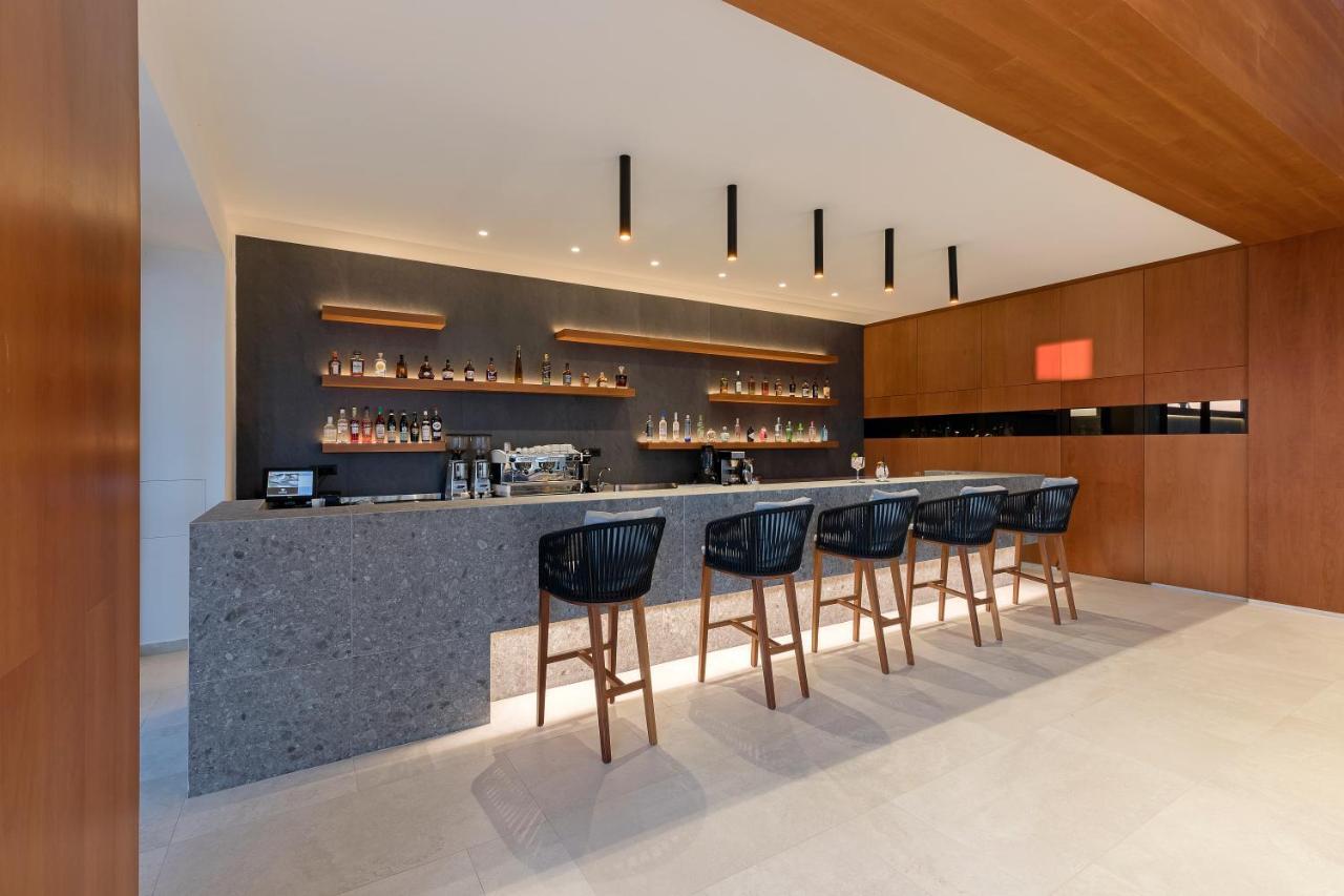 D' Andrea Lagoon All Suites - Adults Only 마르마리 외부 사진 The bar at the lounge