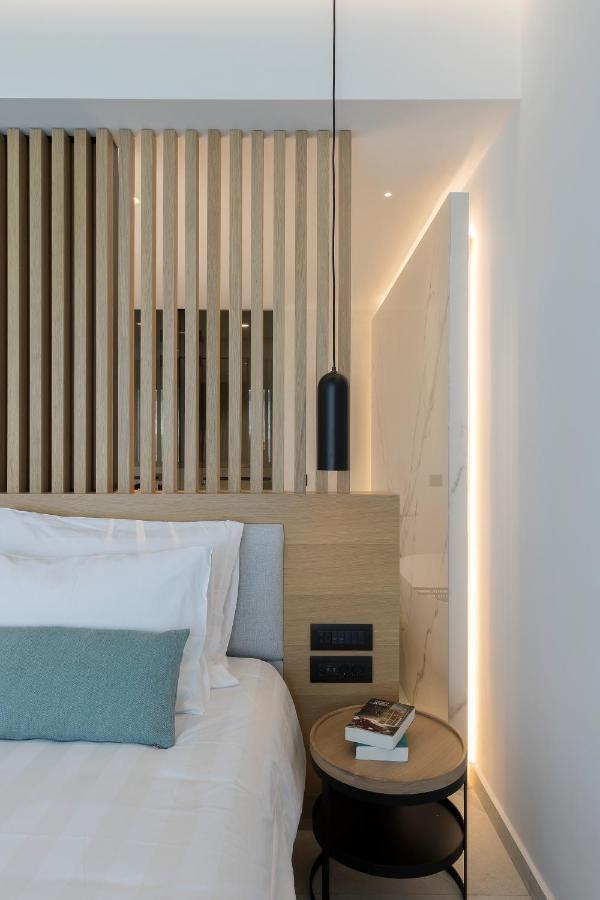 D' Andrea Lagoon All Suites - Adults Only 마르마리 외부 사진 A detail of the interior of a room at the hotel