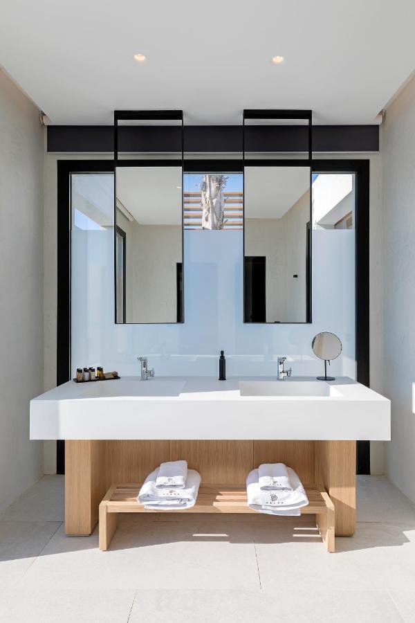 D' Andrea Lagoon All Suites - Adults Only 마르마리 외부 사진 Bathroom